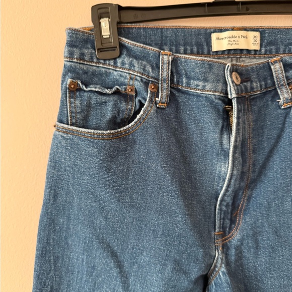 Abercrombie & Fitch The Mom High Rise size 10R 30 - Picture 4 of 5